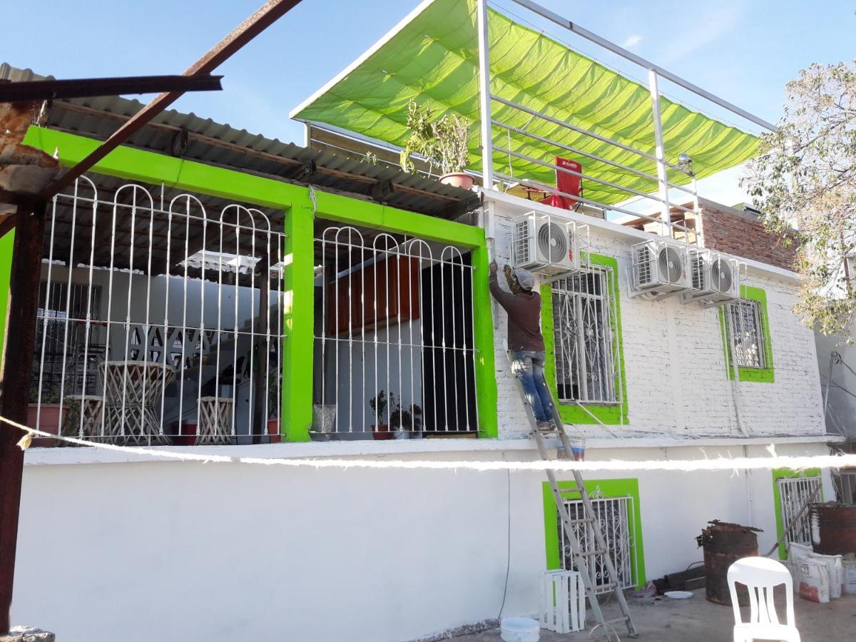 Tortuga Hostel Topolobampo Екстериор снимка