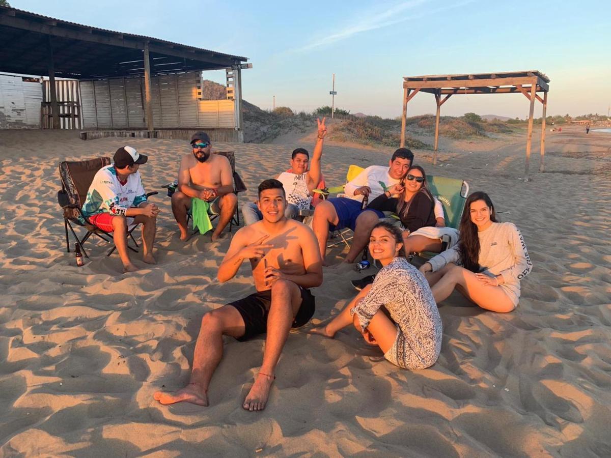 Tortuga Hostel Topolobampo Екстериор снимка