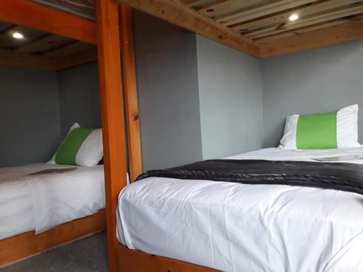 Tortuga Hostel Topolobampo Екстериор снимка